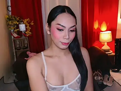 kylieEmparado Show in webcam