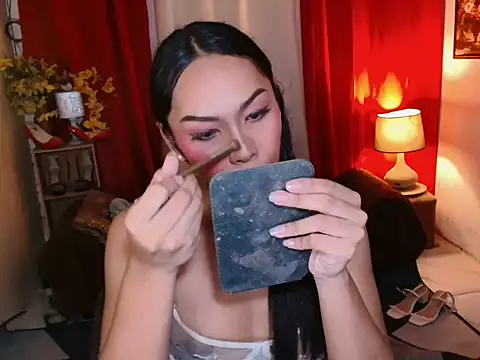 kylieEmparado webkamerás műsora