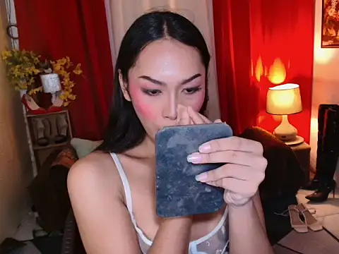 kylieEmparado Adlı Modelin Web Kamerası Şovu