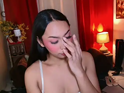 kylieEmparado Adlı Modelin Web Kamerası Şovu