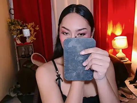 kylieEmparadon Webbikameraesitys