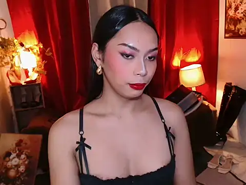 kylieEmparado Show in webcam