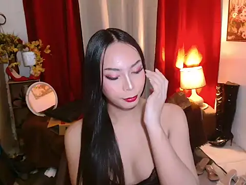 kylieEmparado Show in webcam
