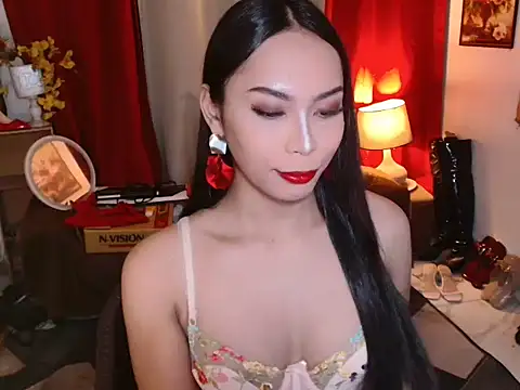 kylieEmparado Show Webcam