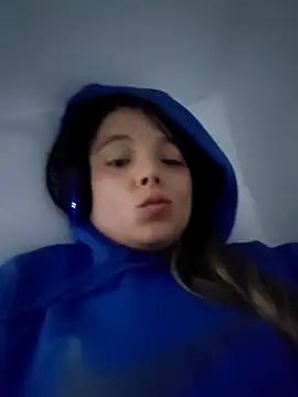 Salomehot1923's Live XXX Chat