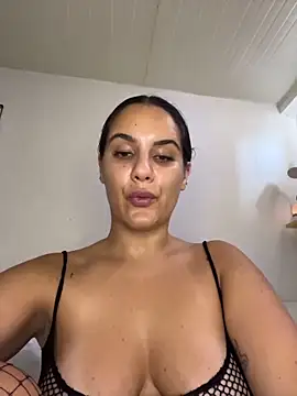 sweetsafi Adlı Modelin Canlı XXX Sohbeti