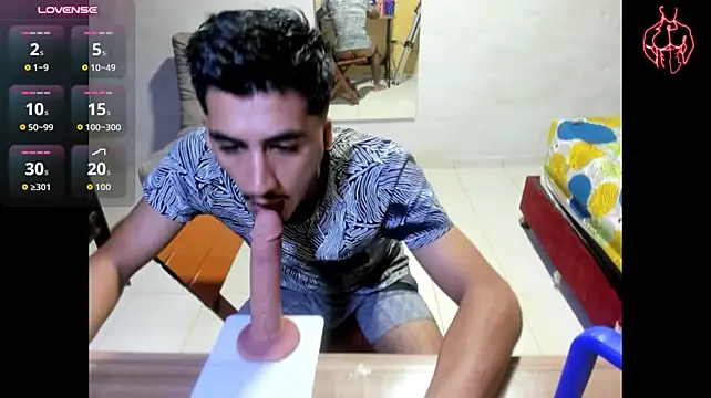 maxI_dick33 Шоу с уебкамера
