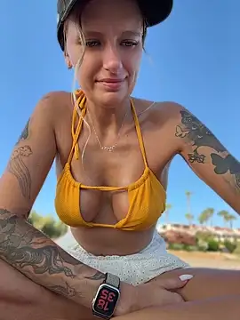 Betsy – webcam-show