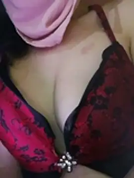 Almas-arabic – webcam-show