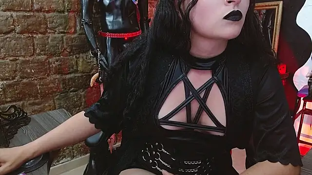 LunaTikka Live XXX Chat