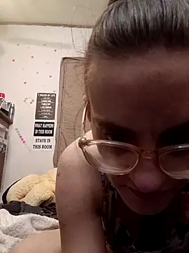 snowbird1117: διαδικτυακό σόου στην κάμερα