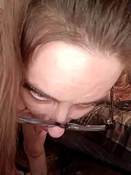 Show modela snowbird1117 na web-kameri