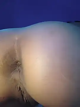 ellexxauruss' Webcam Show
