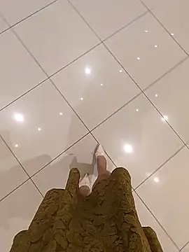 Baby-Linh 网络视讯表演