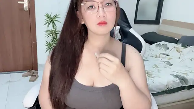 Ni-Ni_2K's Live XXX Chat