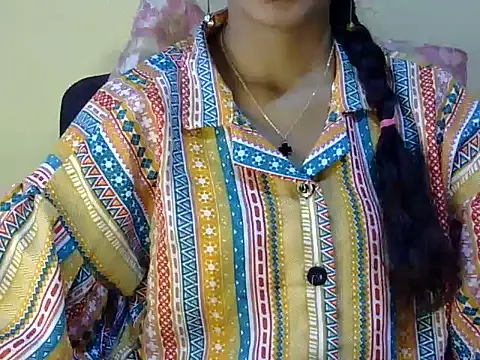 Shab_M Adlı Modelin Canlı XXX Sohbeti