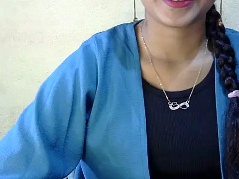 Shab_M Adlı Modelin Canlı XXX Sohbeti