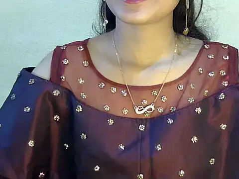 XXX chat uživo modela Shab_M
