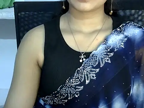 Shab_M Adlı Modelin Canlı XXX Sohbeti