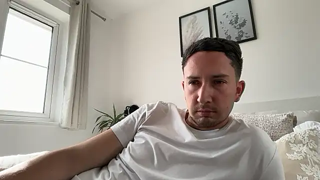 spycam1 Pertunjukan Webcam