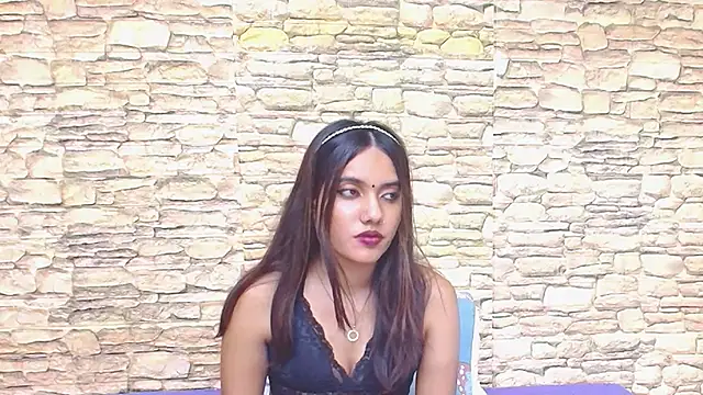 Chat XXX ao vivo de IndianSkies