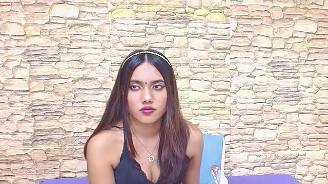 IndianSkies' Live XXX Chat