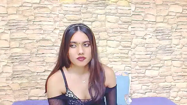 IndianSkies' Live XXX Chat