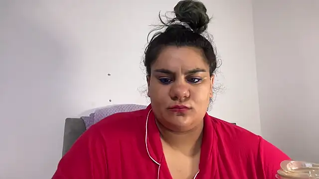 CurvySubLeah's Webcam Show