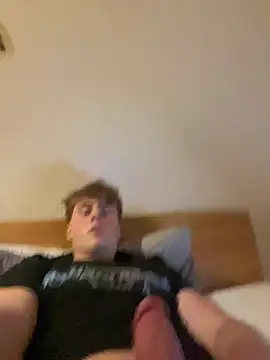 hannes256102 webcam show