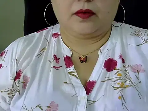 Soniya_Sha Adlı Modelin Canlı XXX Sohbeti