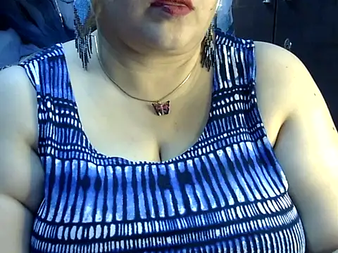 Soniya_Sha live XXX chat