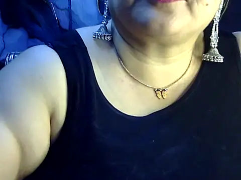 XXX chat uživo modela Soniya_Sha