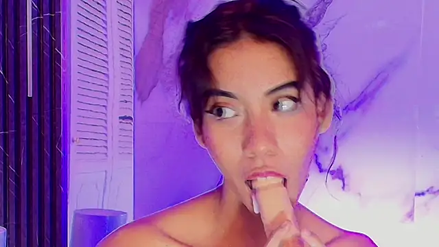 BellaHarpeer Webcam show