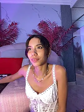 Chat XXX en directo de BellaHarpeer