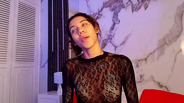 Chat +18 de BellaHarpeer ao vivo