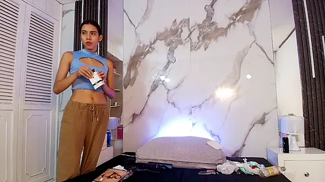 BellaHarpeer Adlı Modelin Canlı XXX Sohbeti