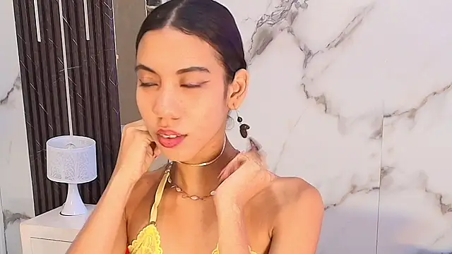 BellaHarpeerのライブXXXチャット