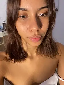 Živý XXX chat BellaHarpeer