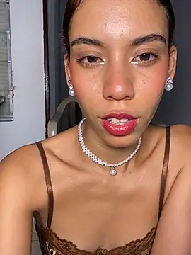 BellaHarpeer's Live XXX Chat