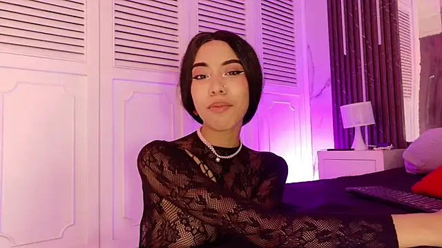 Chat XXX en directo de BellaHarpeer