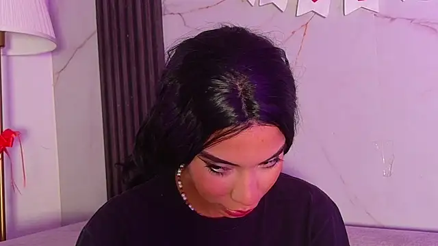 BellaHarpeer Adlı Modelin Canlı XXX Sohbeti