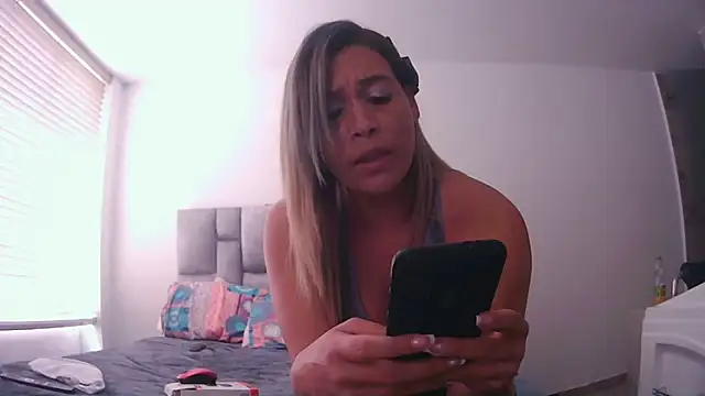 Fernanda_andrew Live XXX-Chat