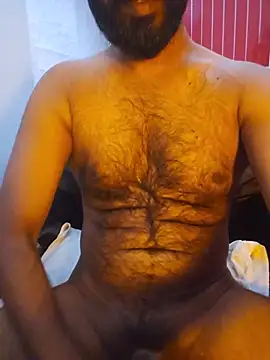 Show modela Mallukiran na web-kameri