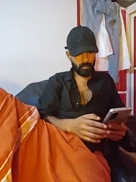 Mallukiran Adlı Modelin Web Kamerası Şovu
