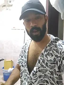 Mallukiran 在線直播表演