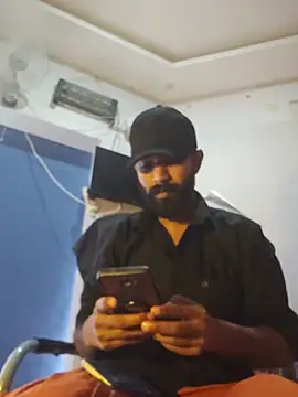 Mallukiran Pertunjukan Webcam