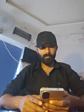 Mallukiran Show in webcam