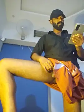 Mallukiran Show in webcam