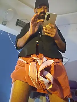 Webkamerová show Mallukiran