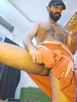 Mallukiran Show in webcam